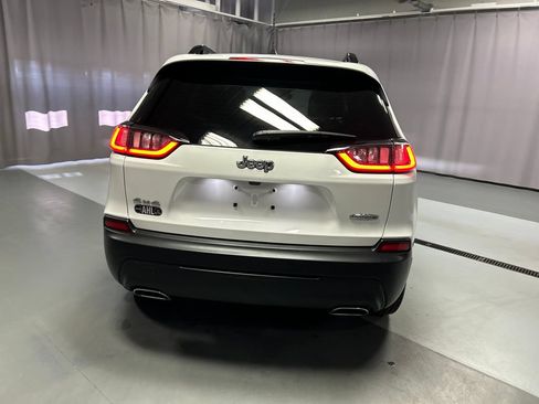 Used 2022 Jeep Cherokee Latitude Lux w/ Sun & Sound Group AWD/4WD image 6
