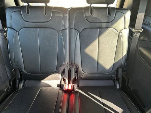 Used 2024 Jeep Grand Cherokee L Overland w/ Rear Seat Video Group I image 20