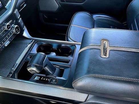 Used 2021 Ford F150 Platinum RWD image 16
