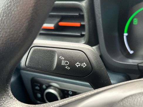 Used 2024 Ford Maverick XLT image 35