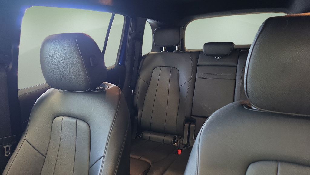 Used 2020 Mercedes-Benz GLB 250 4MATIC image 17