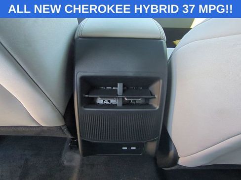 New 2026 Jeep Cherokee Limited AWD/4WD image 25