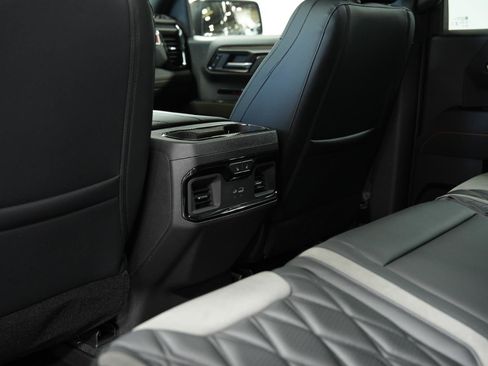 New 2026 GMC Sierra 1500 AT4 w/ AT4 Premium Package AWD/4WD image 26