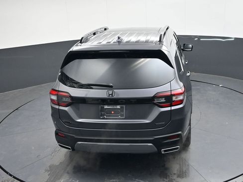 New 2026 Honda Pilot Touring image 25