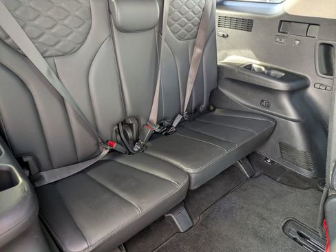 Used 2022 Hyundai Palisade Limited image 31