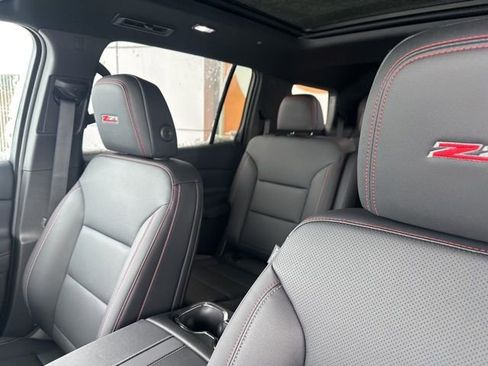 New 2026 Chevrolet Traverse Z71 w/ Driver Confidence Package image 17