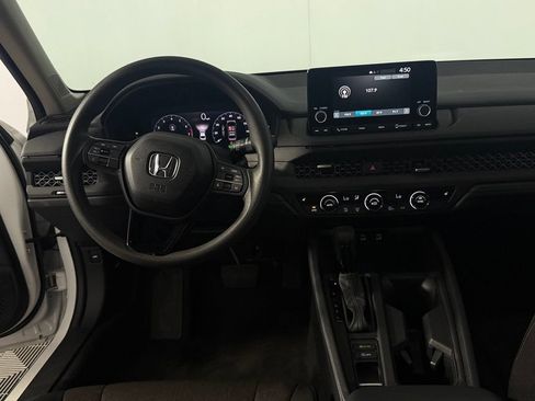 Used 2025 Honda Accord SE image 13