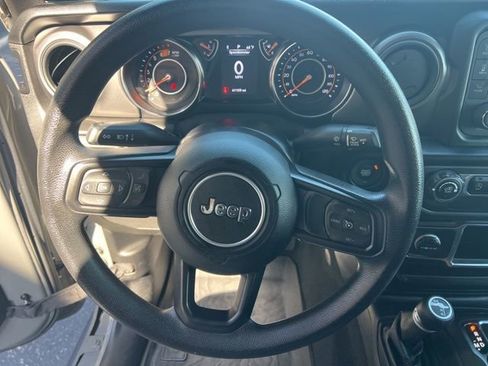 Used 2021 Jeep Wrangler Unlimited Sport AWD/4WD image 10