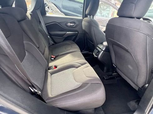 Used 2020 Jeep Cherokee Latitude image 27