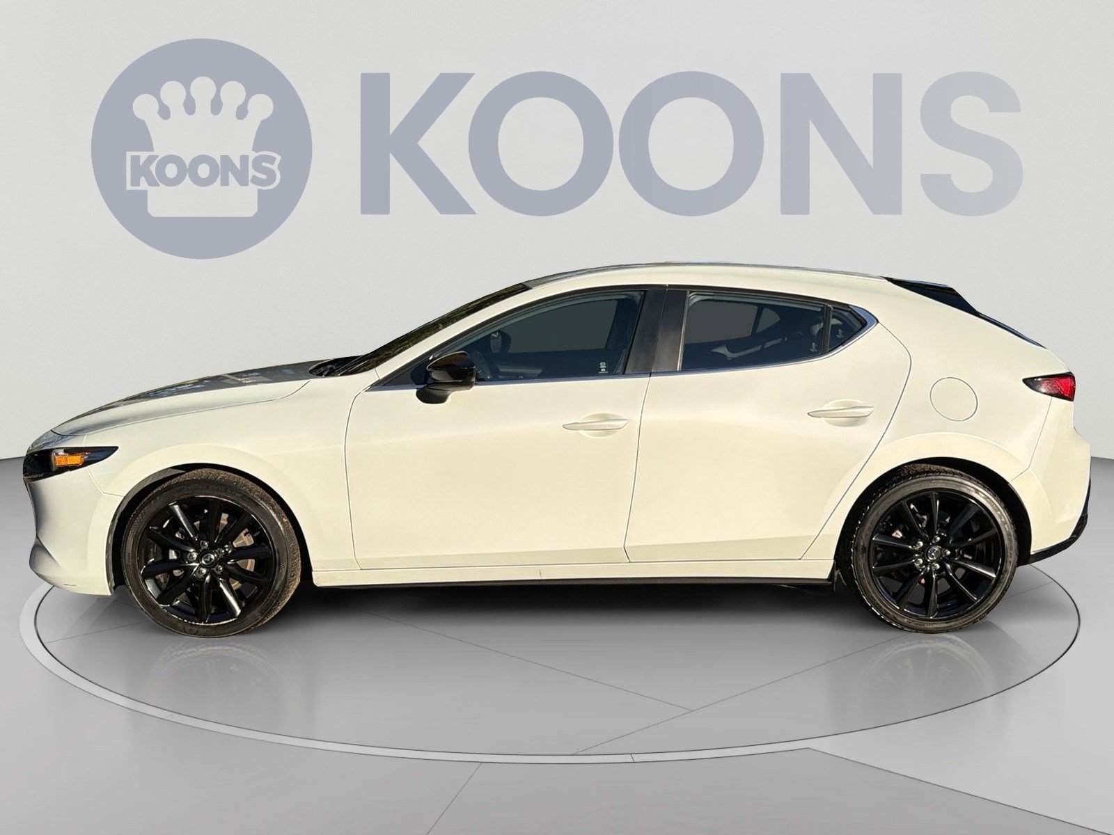 Used 2024 MAZDA MAZDA3 s FWD image 2
