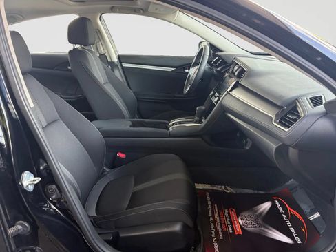 Used 2018 Honda Civic EX image 21