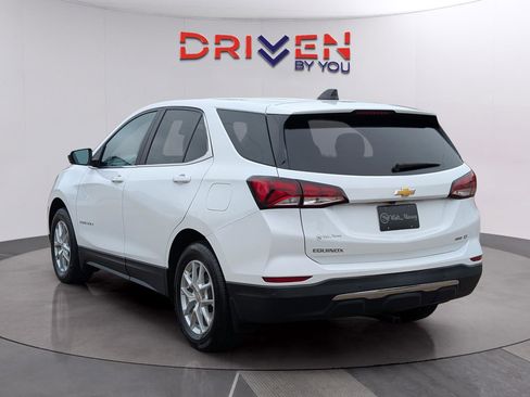 Used 2023 Chevrolet Equinox LT w/ LPO, Floor Liner Package image 3