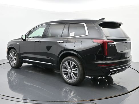 New 2025 Cadillac XT6 Premium Luxury w/ LPO, Floor Liner Package image 3
