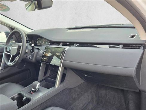 Certified 2025 Land Rover Discovery Sport S image 21