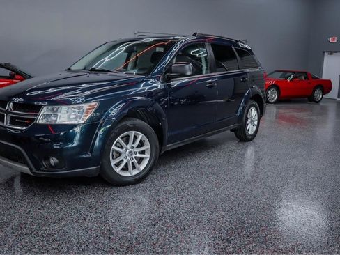 Used 2013 Dodge Journey SXT w/ Flexible Seating Group FWD image 10