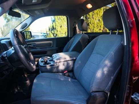 Used 2017 RAM 1500 Express image 16