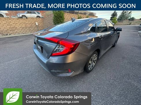 Used 2017 Honda Civic EX image 8