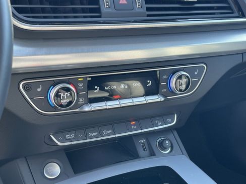 Used 2025 Audi Q5 2.0T Premium image 15