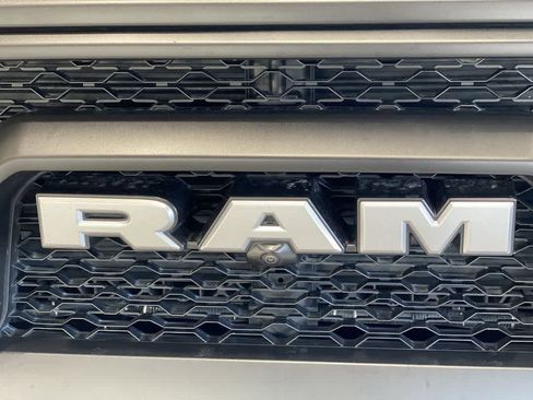 Used 2014 RAM 1500 Laramie image 10