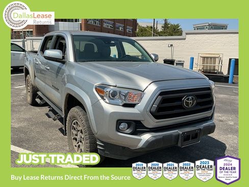 Used 2022 Toyota Tacoma SR5 RWD image 1