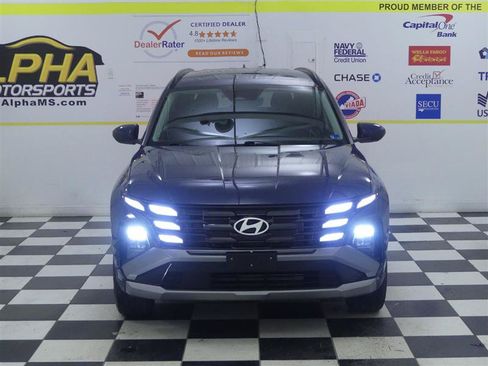 Used 2025 Hyundai Tucson SEL AWD/4WD image 2