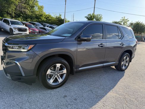 Used 2023 Honda Pilot EX-L image 5