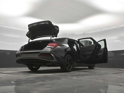 New 2026 Hyundai Elantra SEL Sport FWD image 47