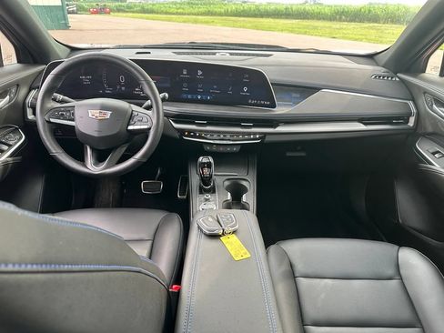Used 2025 Cadillac XT4 Sport w/ LPO, Floor Liner Package AWD/4WD image 25