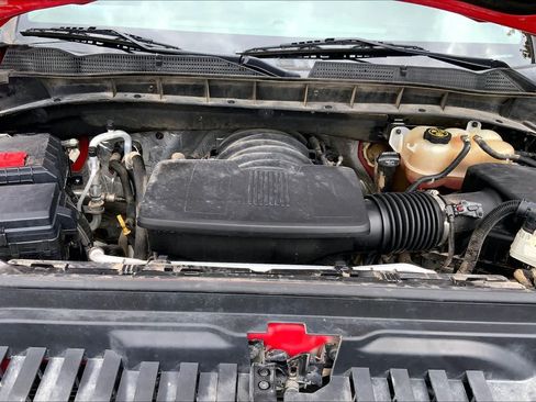 Used 2020 GMC Sierra 1500 SLT RWD image 30