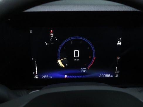 Used 2025 Chevrolet TrailBlazer LT image 24