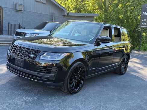 Used 2018 Land Rover Range Rover Supercharged AWD/4WD image 2