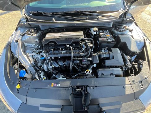 Used 2025 Kia K4 LXS image 31