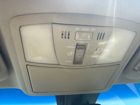 Used 2014 Nissan Murano SL w/ Navigation Package AWD/4WD image 22