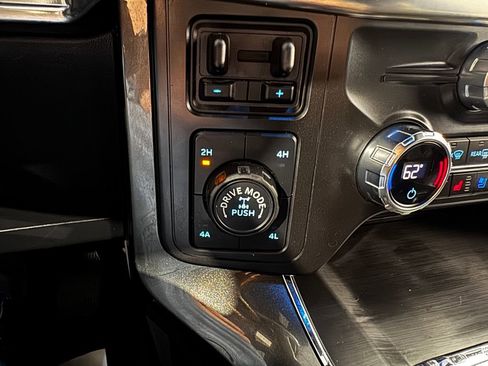 Used 2021 Ford F150 Lariat w/ Equipment Group 502A High AWD/4WD image 34