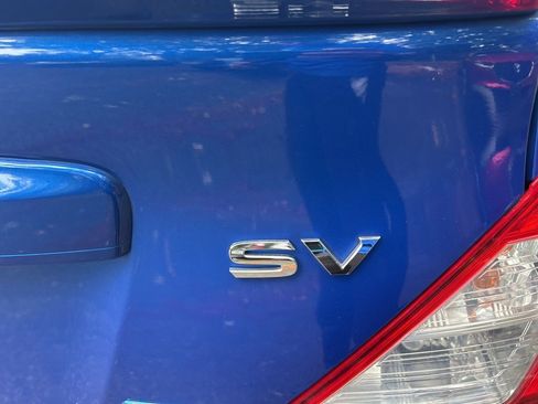 Used 2016 Nissan Versa SV FWD image 10