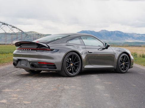 Used 2024 Porsche 911 Carrera 4S AWD/4WD image 5