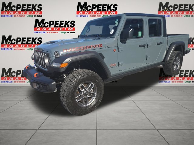 Used 2026 Jeep Gladiator Mojave AWD/4WD image 2