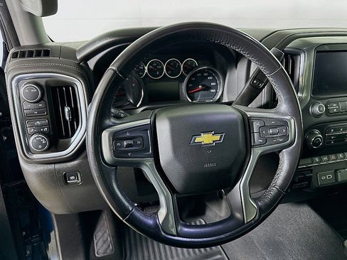 Used 2023 Chevrolet Silverado 2500 LT image 12