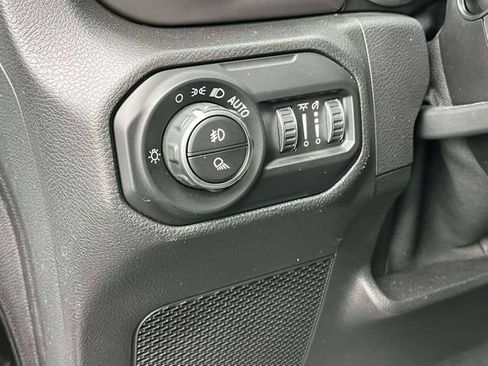 Used 2021 Jeep Gladiator Sport AWD/4WD image 27