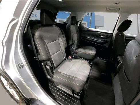 Used 2018 Chevrolet Traverse LT AWD/4WD image 23