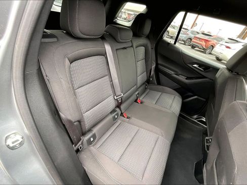 Used 2025 Chevrolet Equinox LT image 37