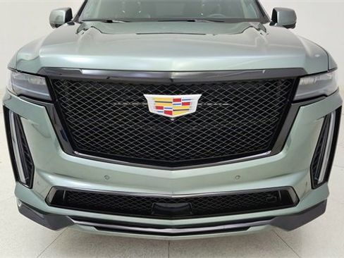 Used 2023 Cadillac Escalade V image 8