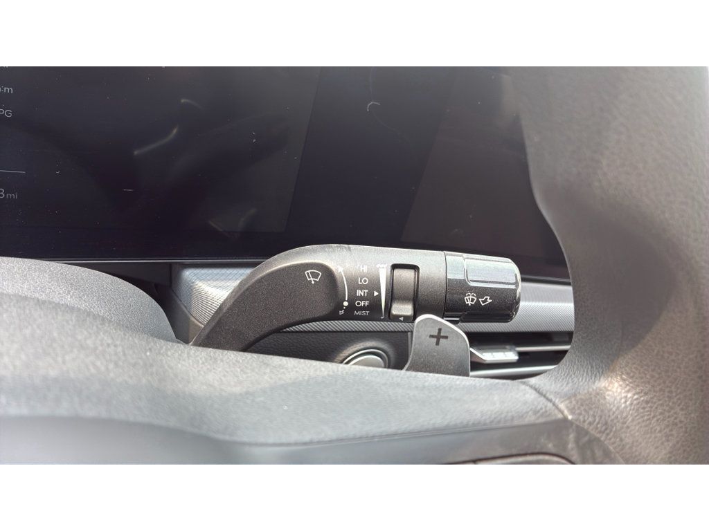 Used 2024 Hyundai Sonata SEL FWD image 19