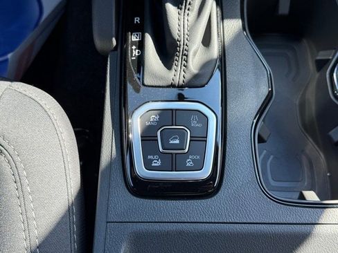 New 2026 Nissan Frontier SV w/ All-Weather Content Package image 29