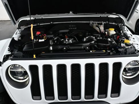 Used 2021 Jeep Wrangler Unlimited Rubicon w/ Steel Bumper Group AWD/4WD image 49