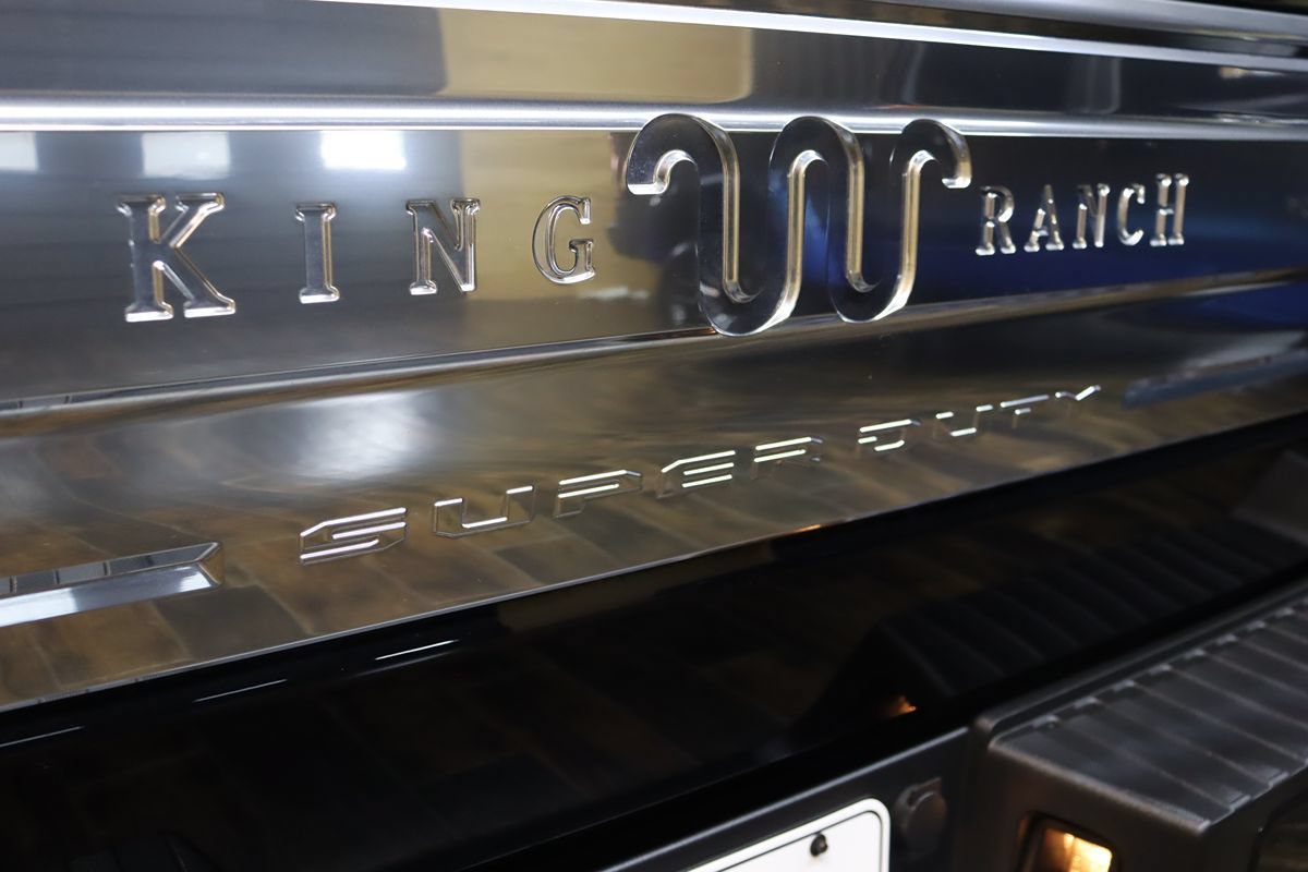 Used 2025 Ford F250 King Ranch w/ FX4 Off-Road Package AWD/4WD image 31