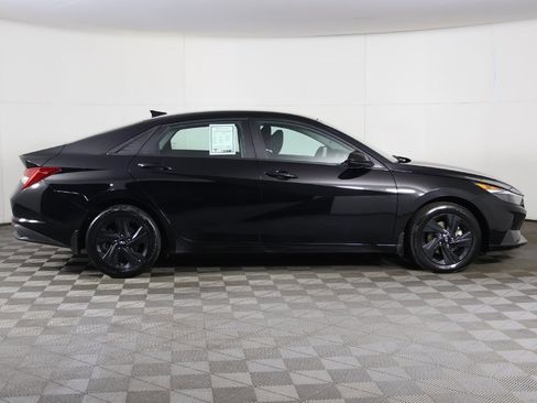 Used 2023 Hyundai Elantra Blue w/ Winter Weather Package image 18