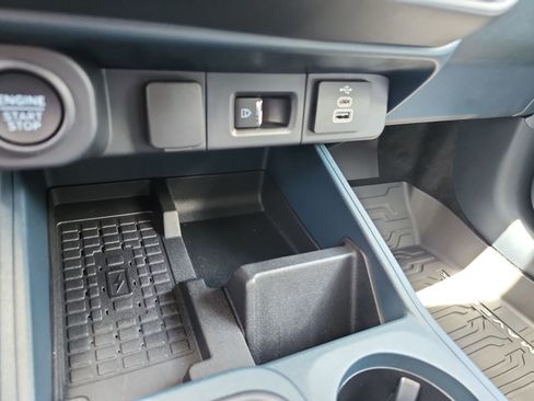 New 2025 Ford Maverick Lobo image 30