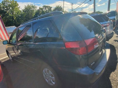 Used 2004 Toyota Sienna LE image 8