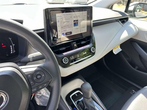 New 2026 Toyota Corolla LE FWD image 21